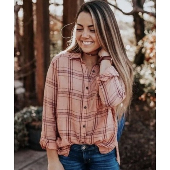 Free People 100% Linen No Limits Peach Plaid Button Down Shirt oversized Small - Picture 3 of 12